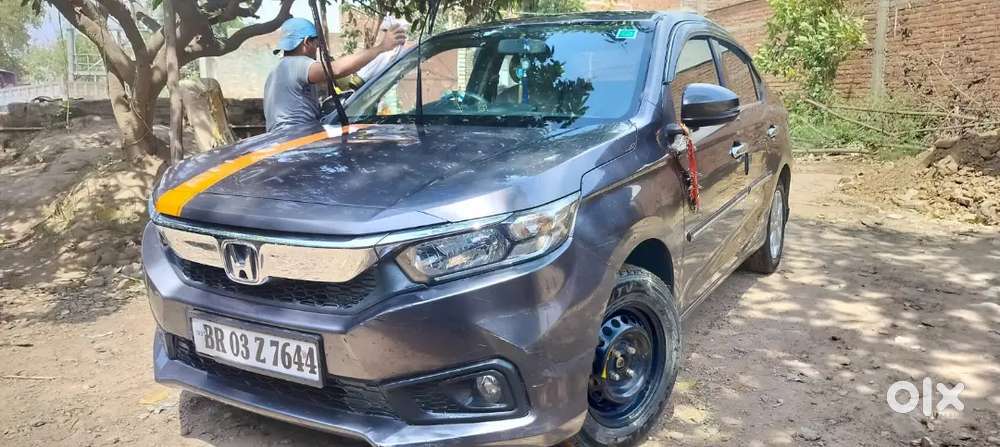 Honda Amaze Petrol 2019 Push Button Start And Keyless Entry