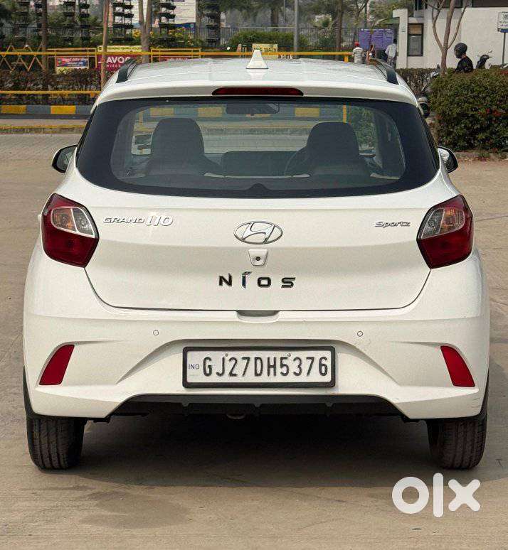 Hyundai Grand I10 Nios Amt Sportz, 2021, Petrol