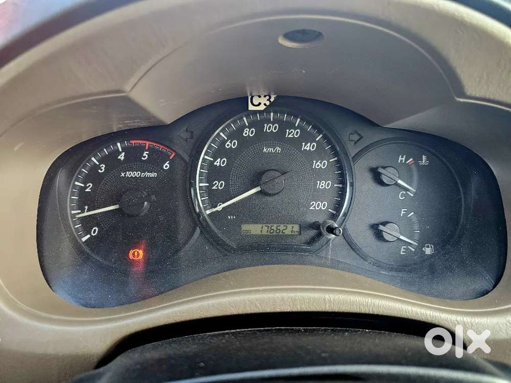Toyota Innova 2.5 G 2015