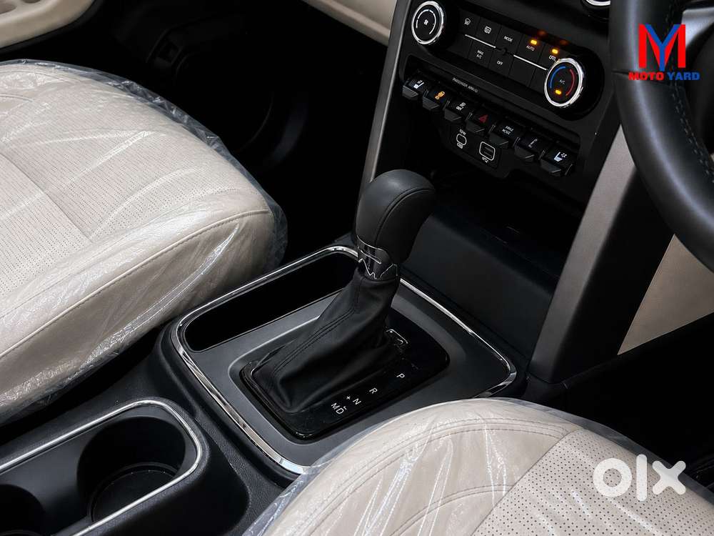 Mahindra Thar Roxx Ax7 L Petrol At 2wd, 2026, Petrol