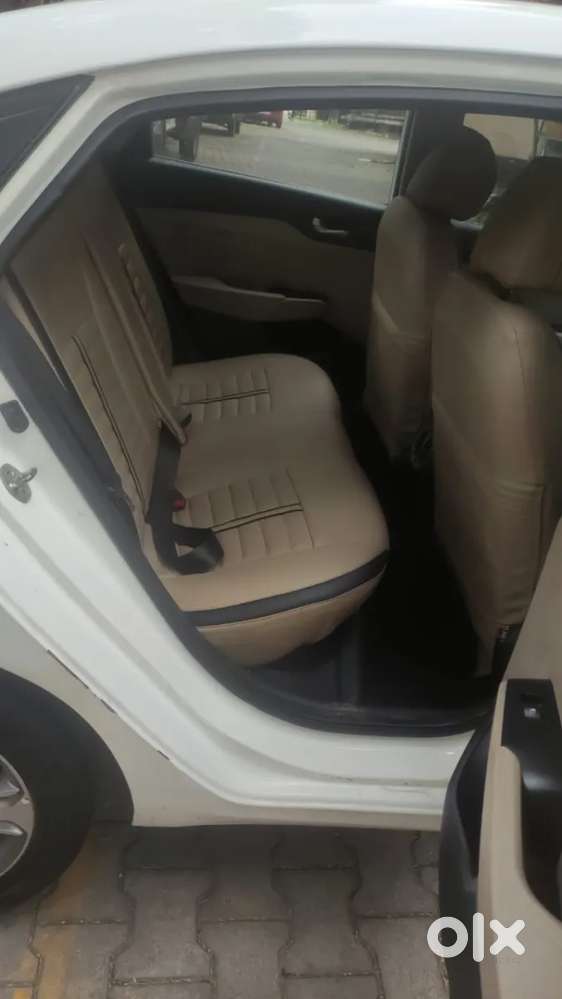 Hyundai Verna Fluidic 1.6 Vtvt Sx, 2019, Petrol