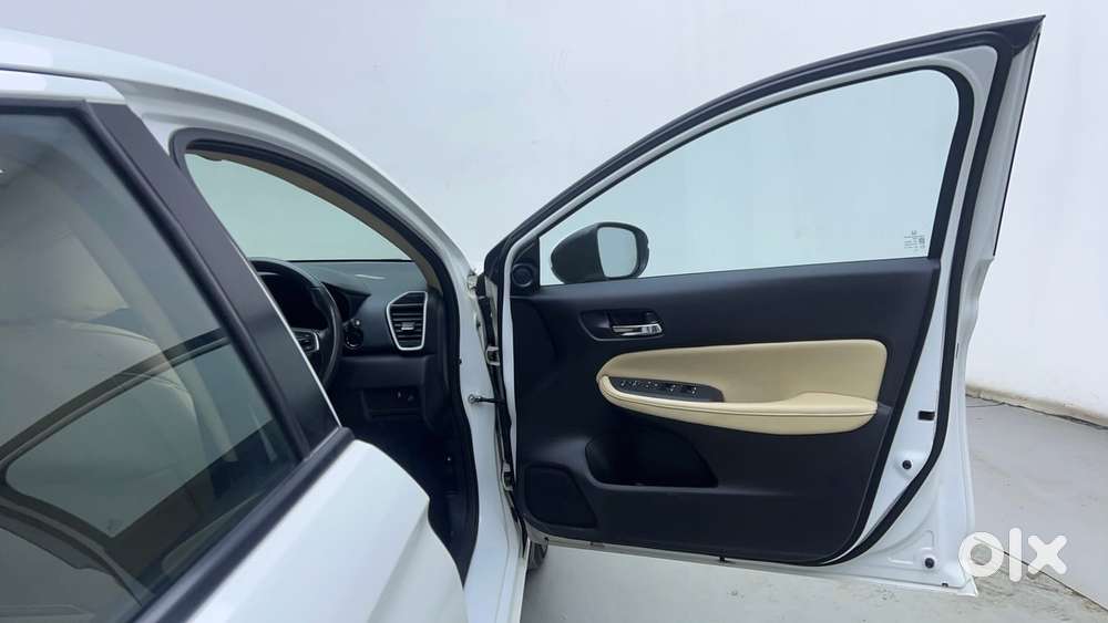 Honda City 1.5 Zx I-vtec Mt, 2023, Petrol