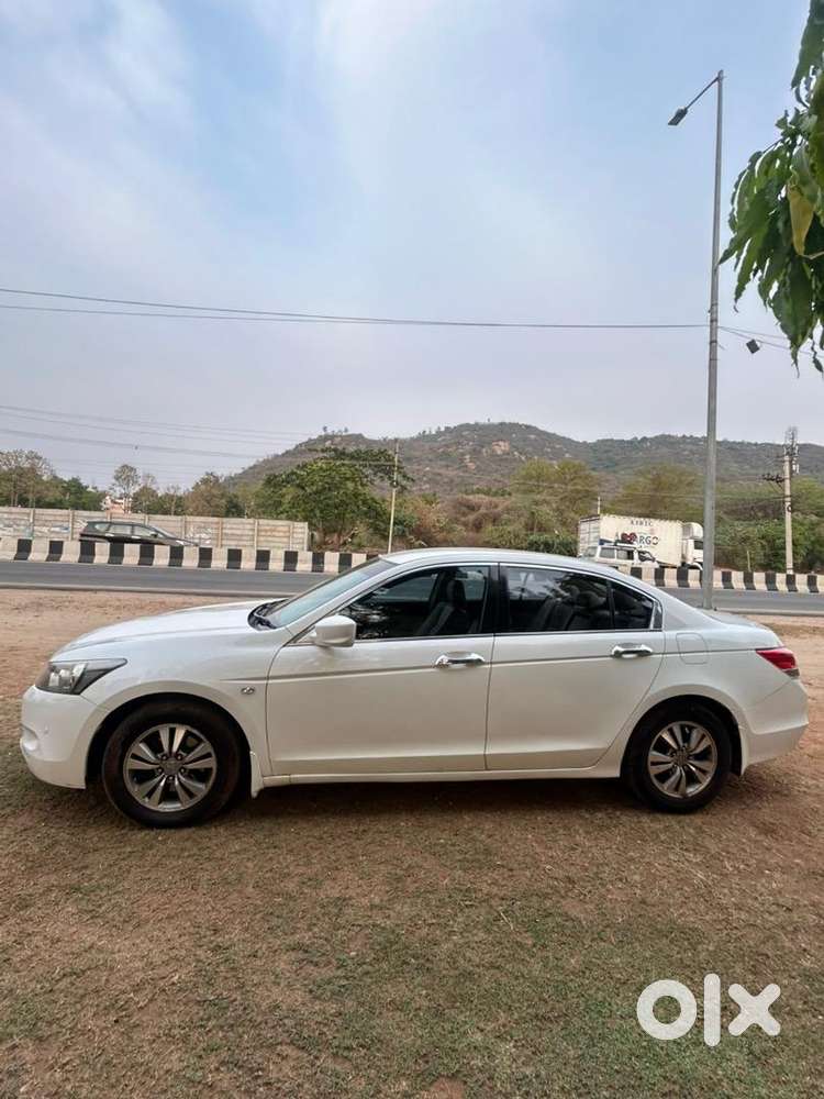 Honda Accord 2010 Petrol Well Maintained
