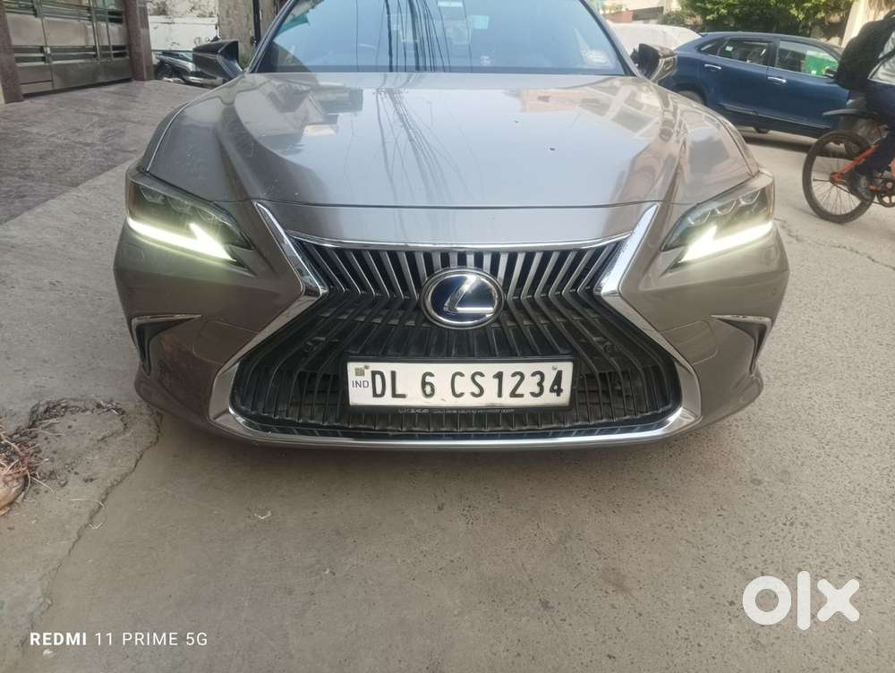Lexus Es Hybrid 2019 Cbu, Vip Num, 1st Owner, Company Serviced