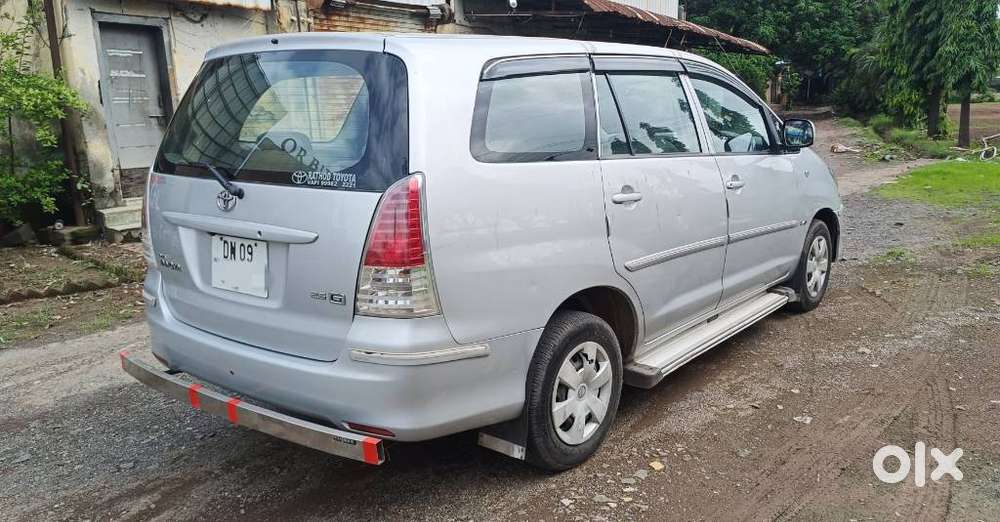 Toyota Innova 2.5 G (diesel) 8 Seater, 2011, Diesel