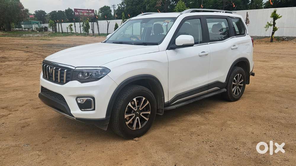 Mahindra Scorpio-n 2.0 Z8 L Petrol At 7 Str, 2025