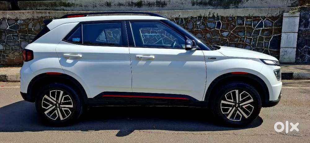 Hyundai Venue N Line 1.0 N8 Turbo Dct Dual Tone, 2023, Petrol