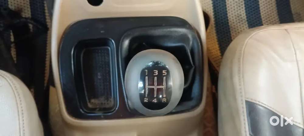 Mahindra Tuv 300 2016 Diesel 115000 Km Driven