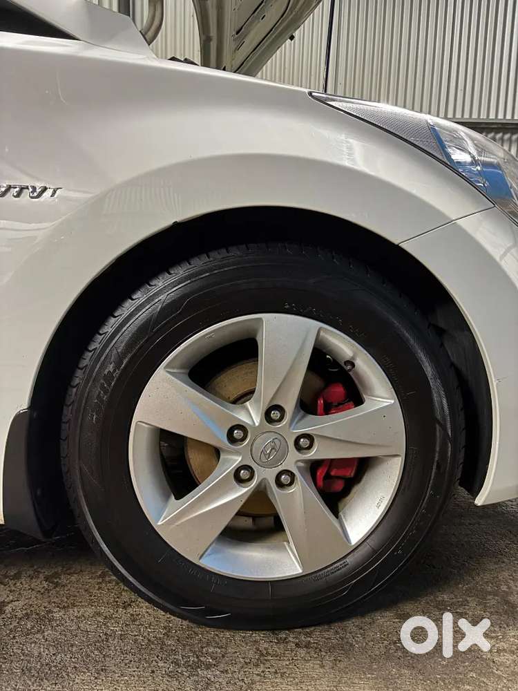 Hyundai New Elantra 2013 Cng & Hybrids Well Maintained