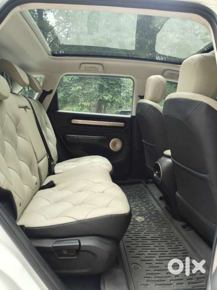 Mg Windsor Ev Essence, 2025, Electric
