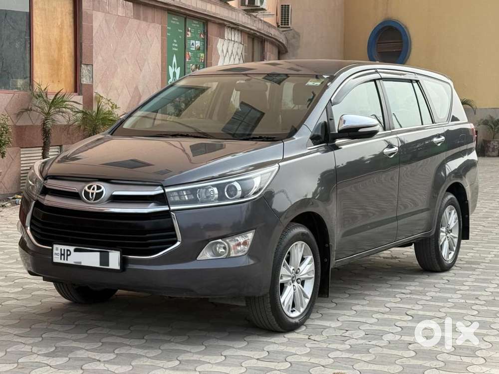 Toyota Innova Crysta 2.8z Automatic, 2016, Diesel