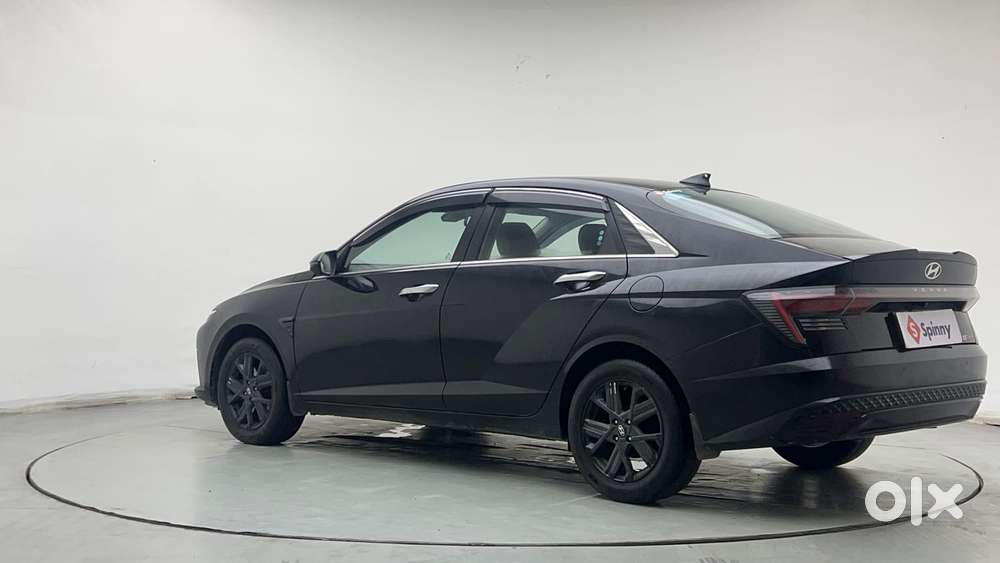 Hyundai Verna 1.5 Sx (o) Turbo Petrol Mt, 2023, Petrol