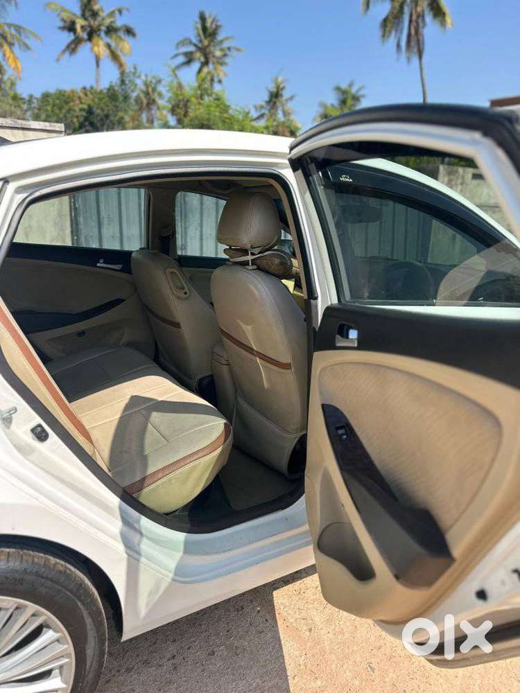 Hyundai Verna 1.6 Sx Crdi, 2015, Diesel