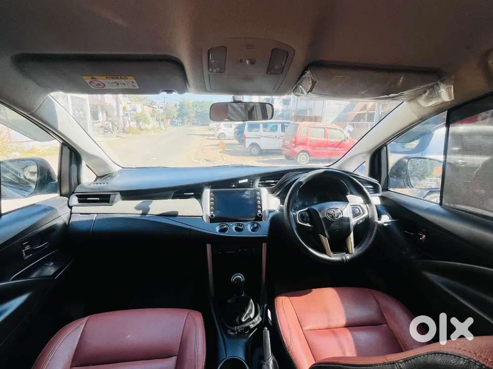 Toyota Innova Crysta 2022