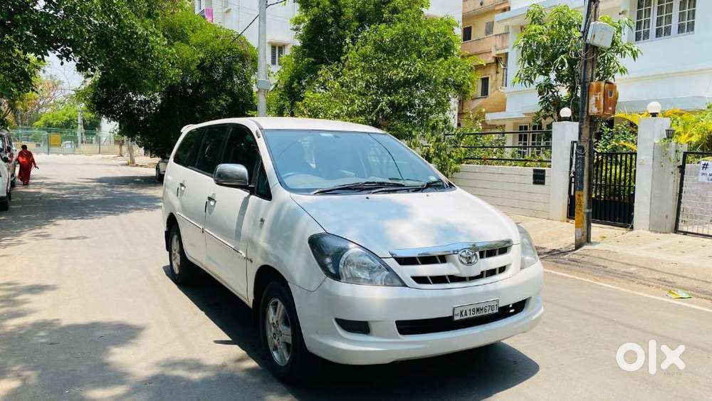 Toyota Innova 2.5 V 7 Str, 2005, Diesel
