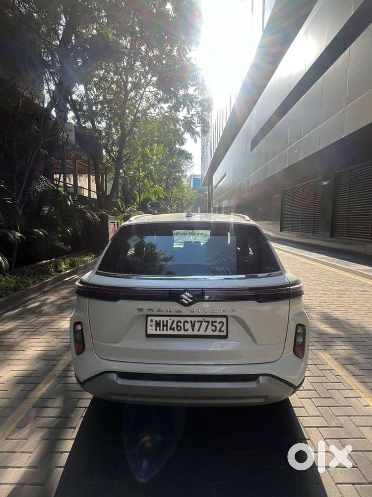 Maruti Suzuki Grand Vitara 2024 Cng & Petrol Well Maintained