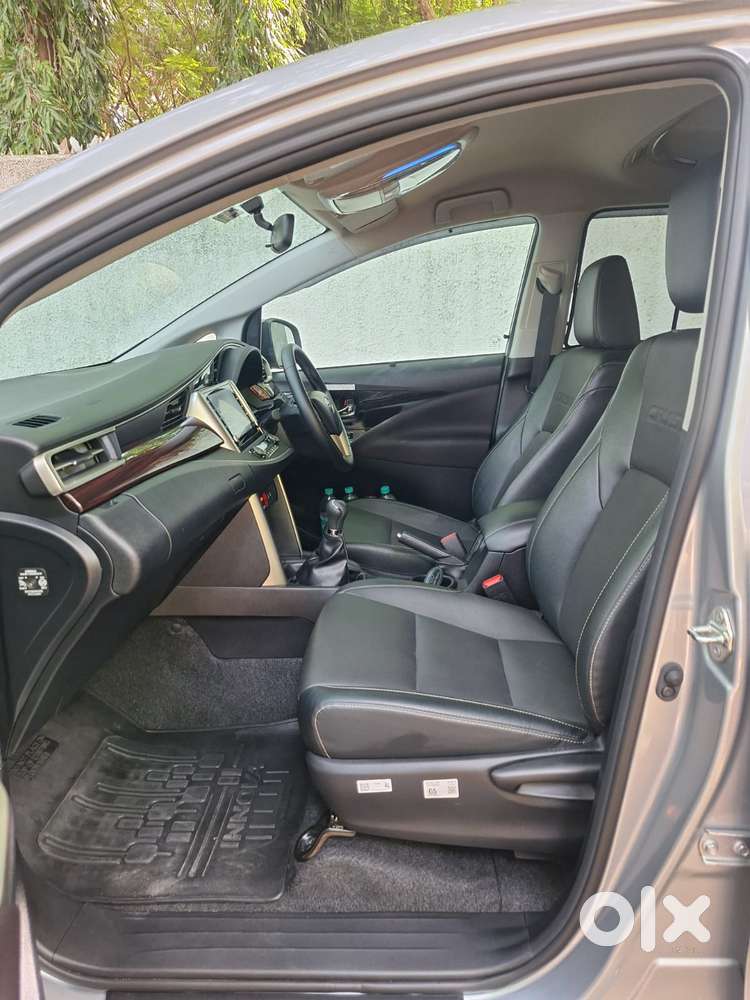 Toyota Innova Crysta 2.4 Z 7 Str, 2026, Diesel