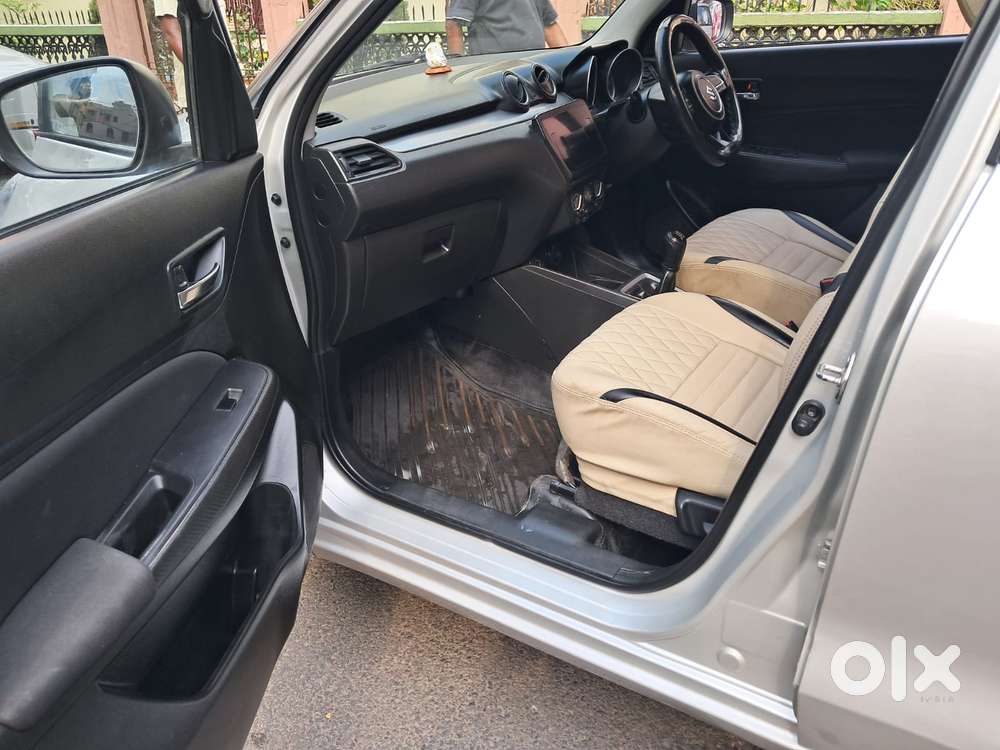 Maruti Suzuki Swift Vxi + Manual, 2021, Petrol