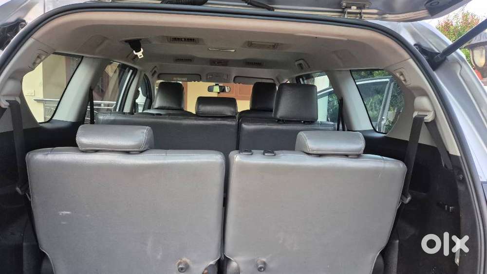 Toyota Innova Crysta 2.4 G Mt, 2023, Diesel