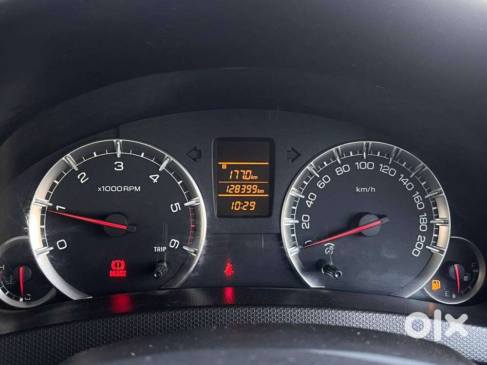 Maruti Suzuki Swift Dzire Vdi Bsiv, 2013, Diesel