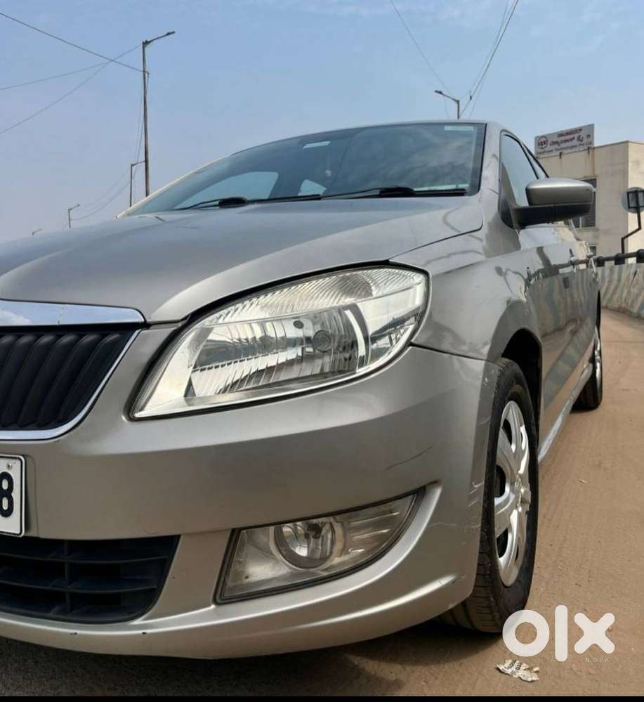 Skoda Rapid 2011-2013 Ultima 1.6 Tdi Ambition Plus, 2012, Diesel