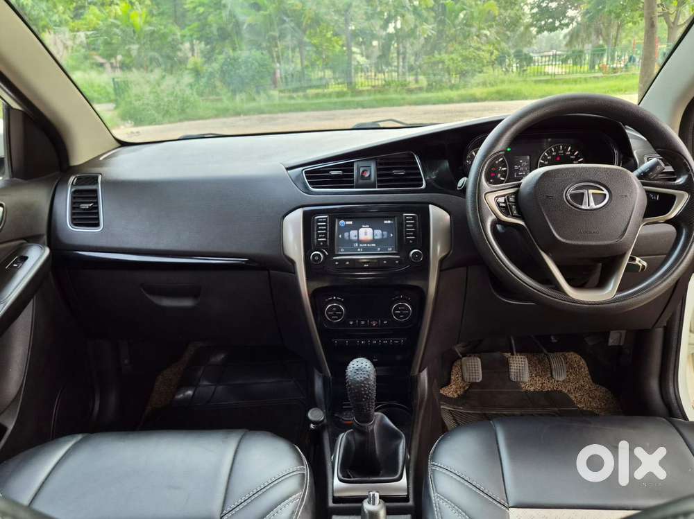 Tata Bolt Revotron Xt, 2015, Petrol