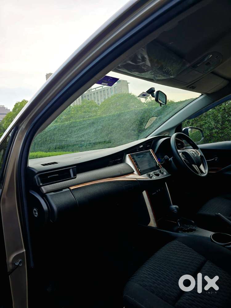 Toyota Innova Crysta 2.4 Gx Limited Edition At 7 Str, 2021, Diesel