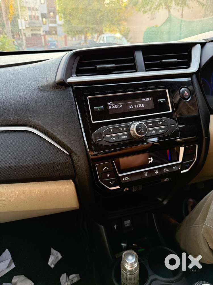 Honda Amaze 2017 Petrol 75000 Km Single Handed Bsf Person Driven