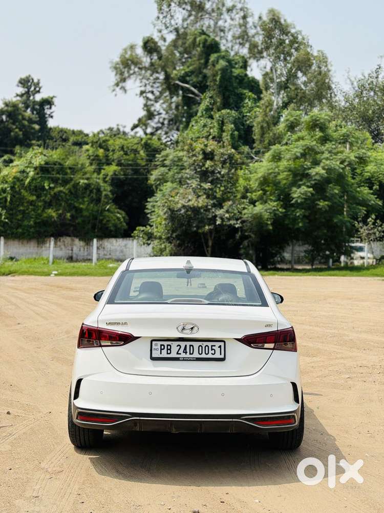 Hyundai Verna 1.5 Sx Diesel Mt, 2023, Diesel