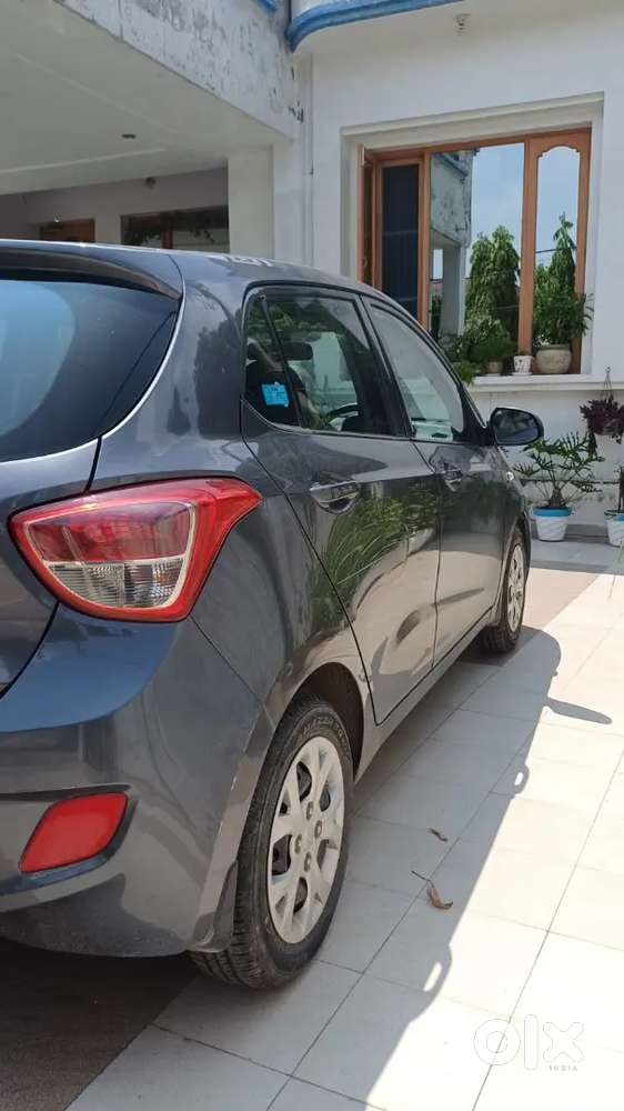 Hyundai Grand I10 2016 Petrol 20000 Km Driven