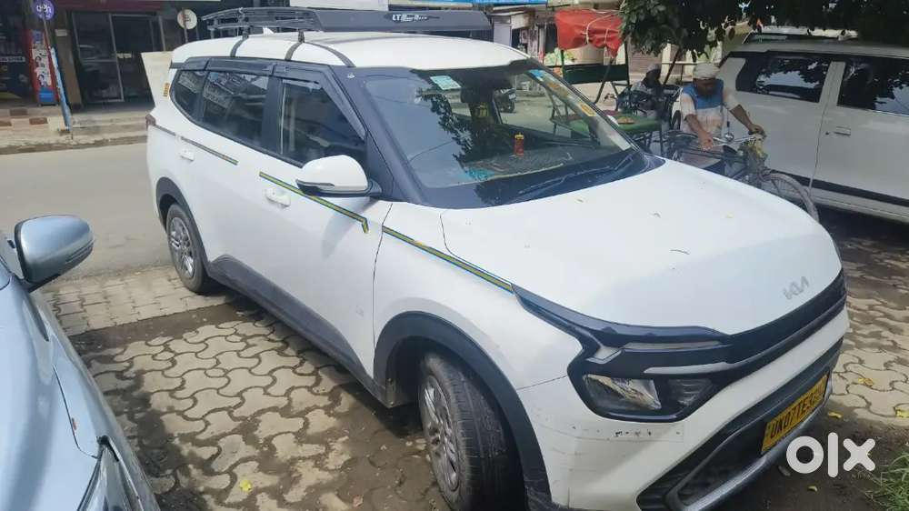 Kia Carens 2025 Petrol Premium