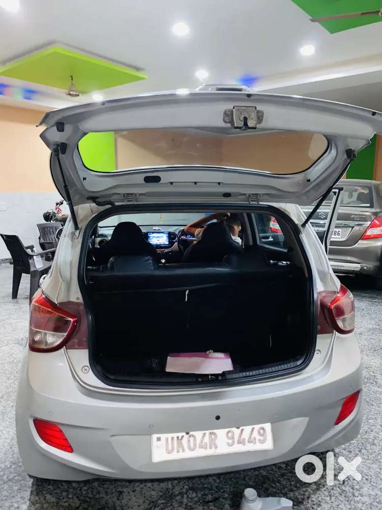 September 2014 Model , 1.2 Sportz Edition , 2nd Owner , 77800 Km Run