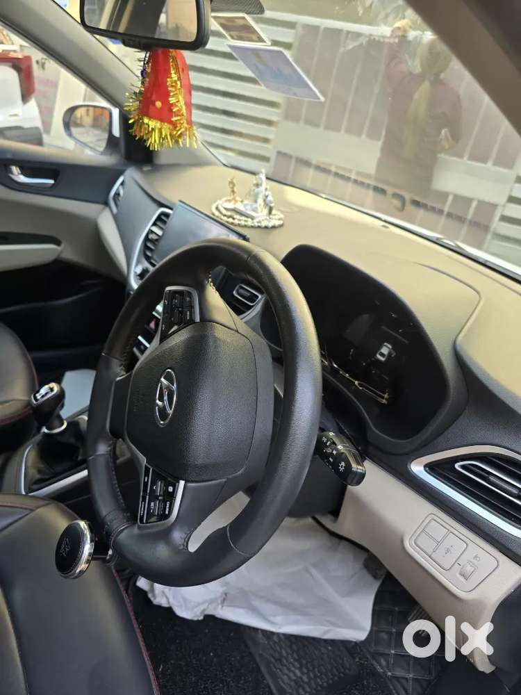 Hyundai Verna 2022 Petrol 27000 Km Driven