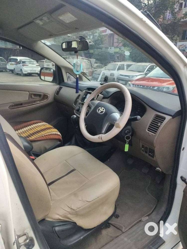 Toyota Innova 2.5 G (diesel) 7 Seater, 2015, Diesel