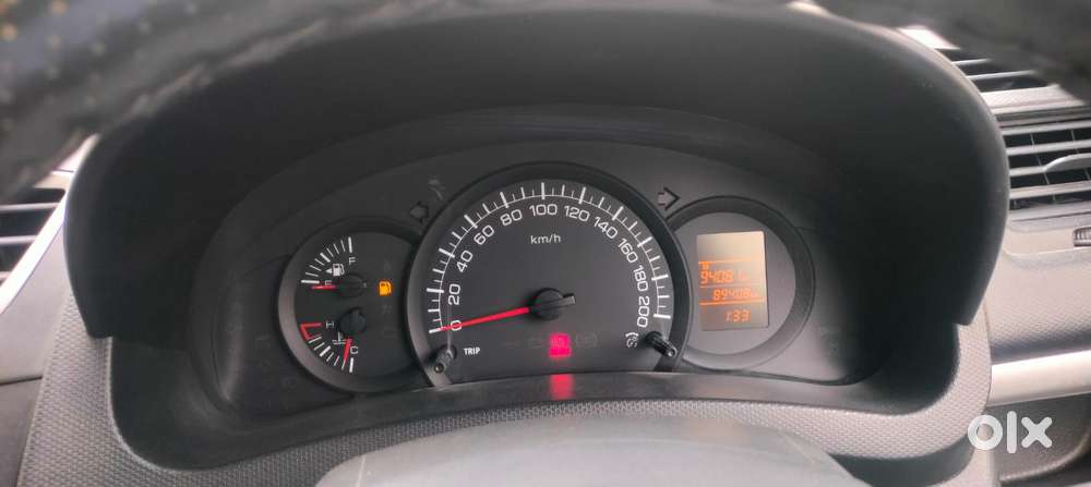 Maruti Suzuki Swift 1.2 Lxi (o), 2016, Petrol