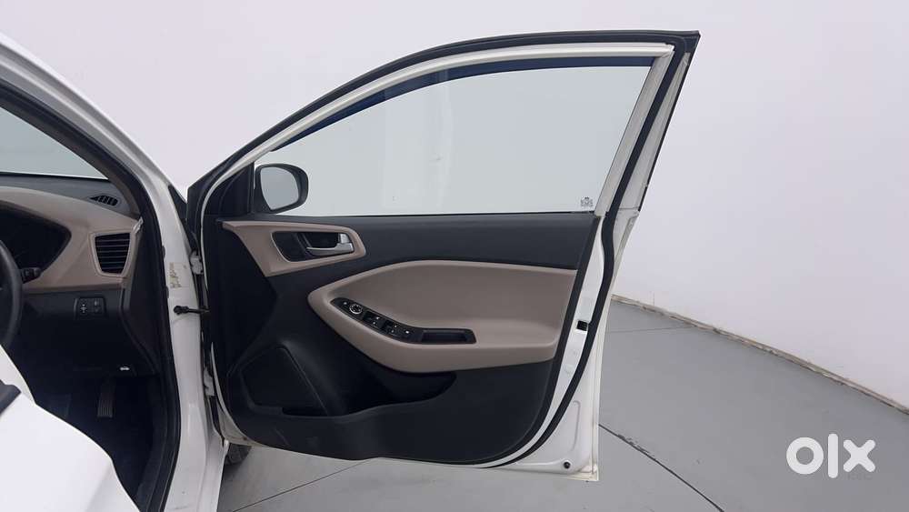 Hyundai Elite I20 Asta (o) 1.2 Mt, 2016, Petrol