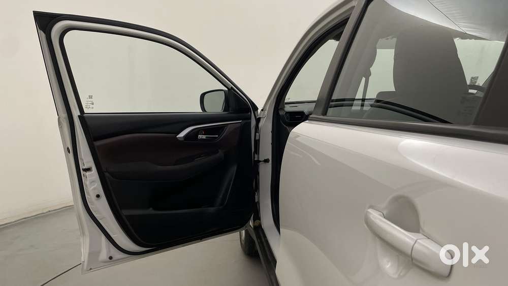 Maruti Suzuki Grand Vitara 1.5 Delta Smart Hybrid, 2023, Petrol