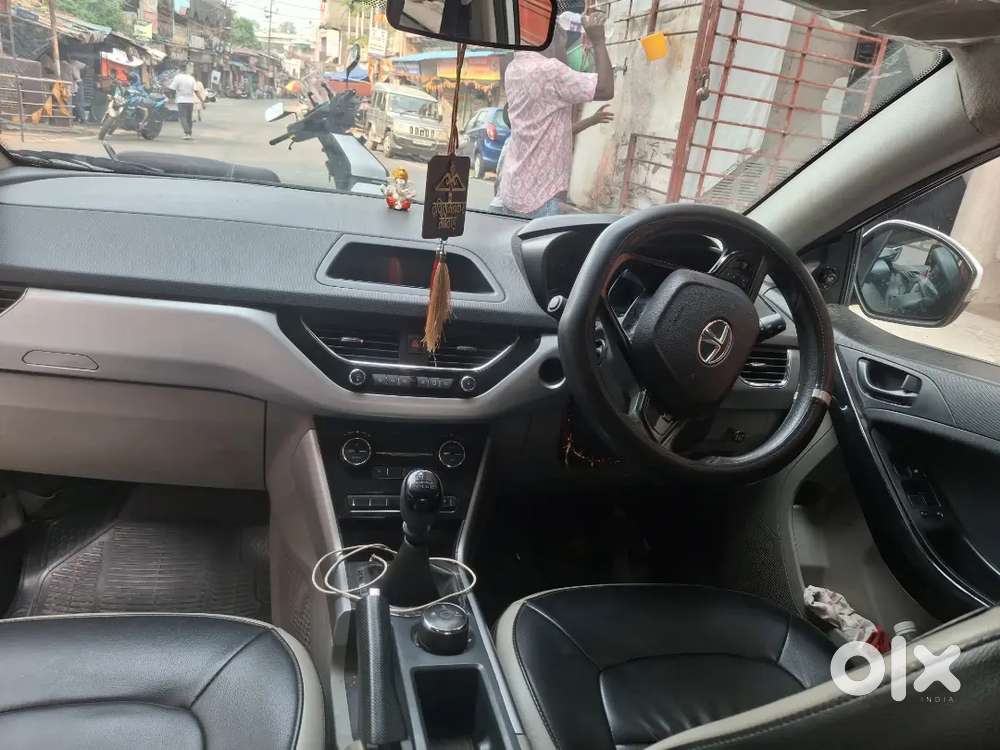 2019 Tata Nexon Xt – White – Excellent Condition – Added Features