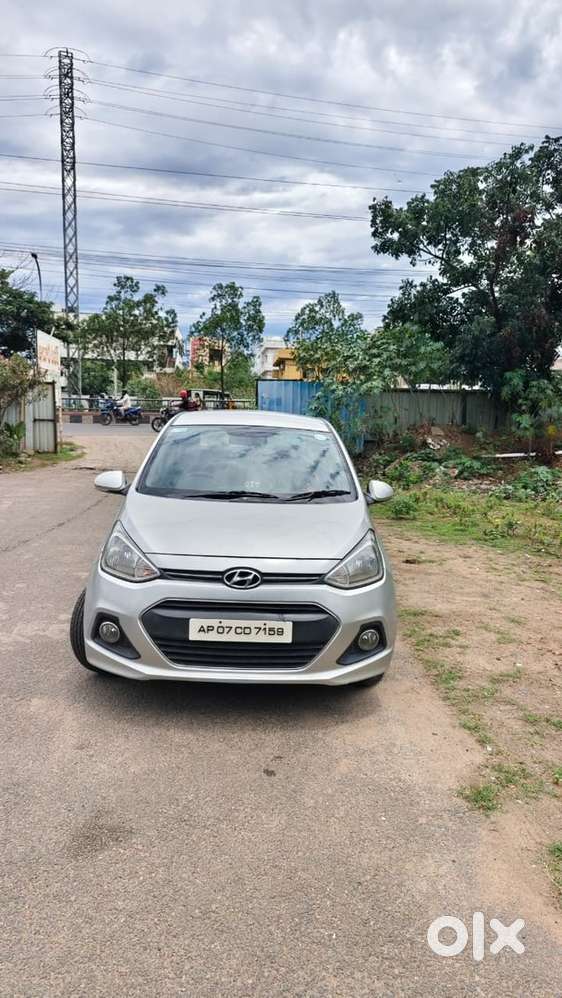 Hyundai Xcent Petrol Manual 2014