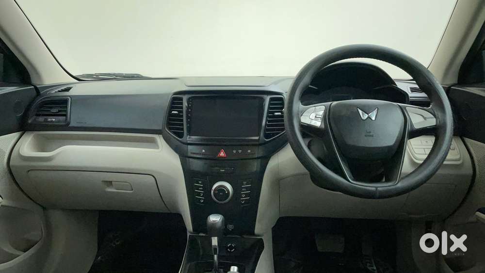 Mahindra Xuv300 W6 Amt Diesel, 2023, Diesel