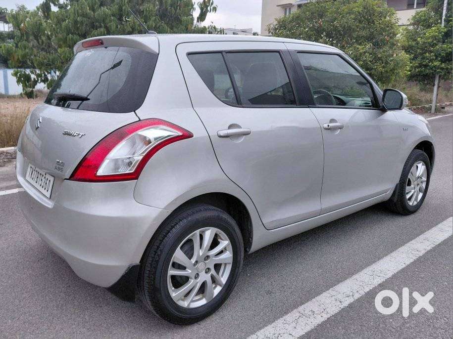 Maruti Suzuki Swift Zxi, 2011, Petrol