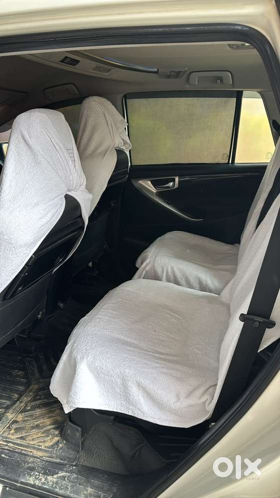 2022 Toyota Innova Crysta
