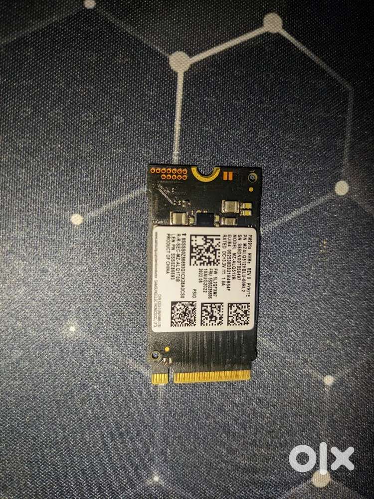 RAM 8GB DDR4 & NVME SSD 512GB