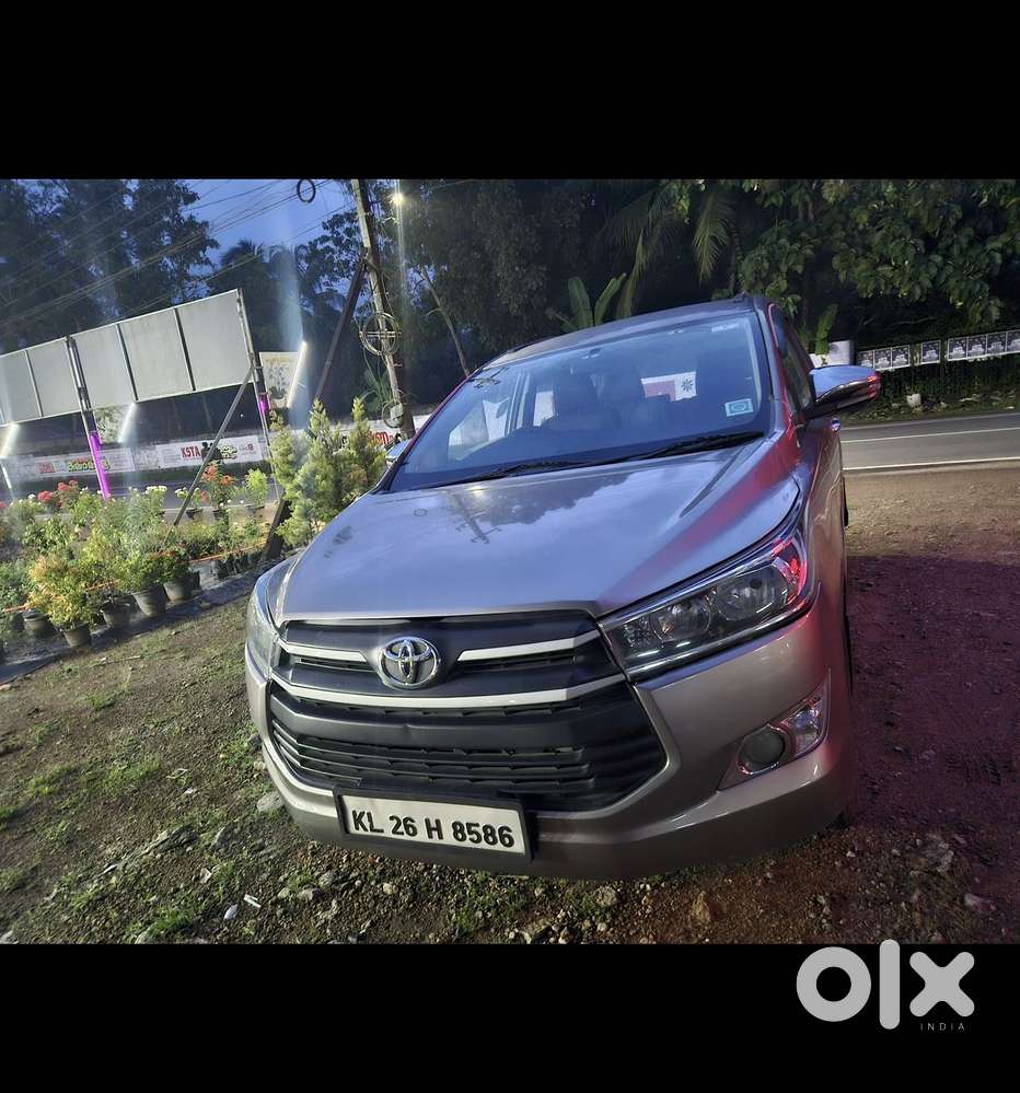 Toyota Innova Crysta 2.4 G Plus Mt, 2017, Diesel