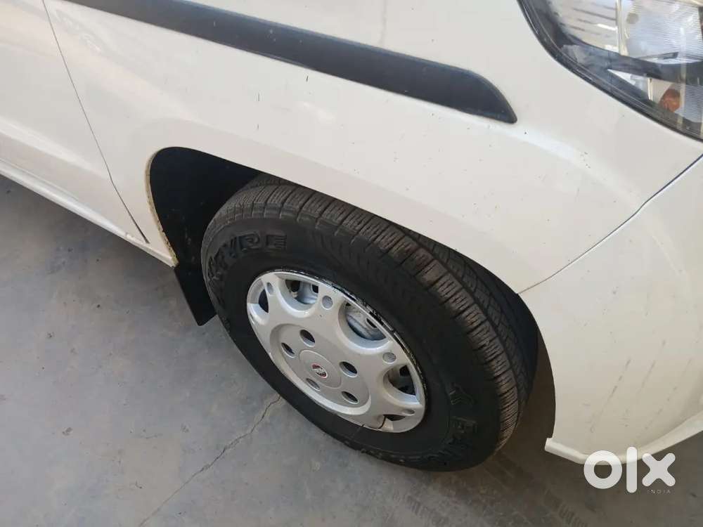 Mahindra Bolero N4