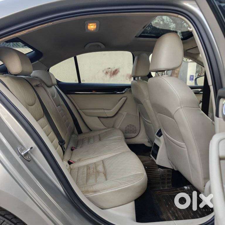 Skoda Octavia Elegance 1.8 Tsi At, 2014, Petrol