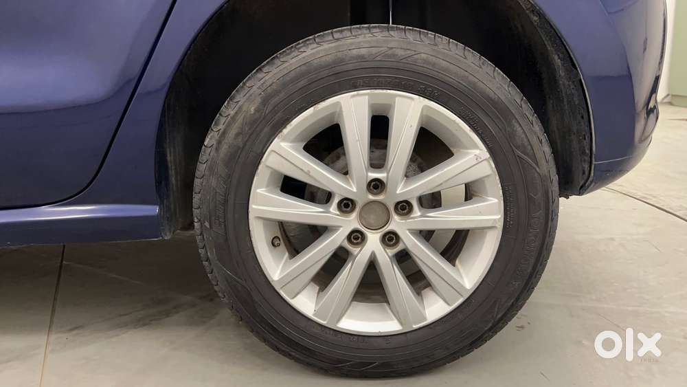 Volkswagen Polo Petrol Highline 1.2l, 2013, Petrol