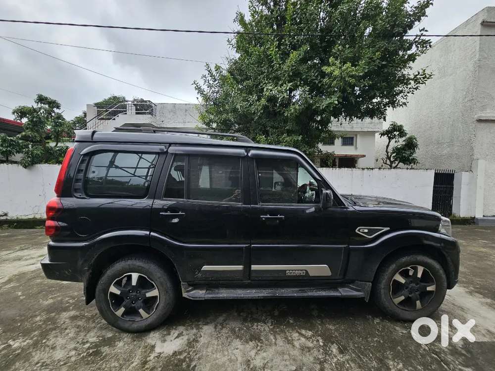 Mahindra Scorpio Classic 2023 With 27900 Kms