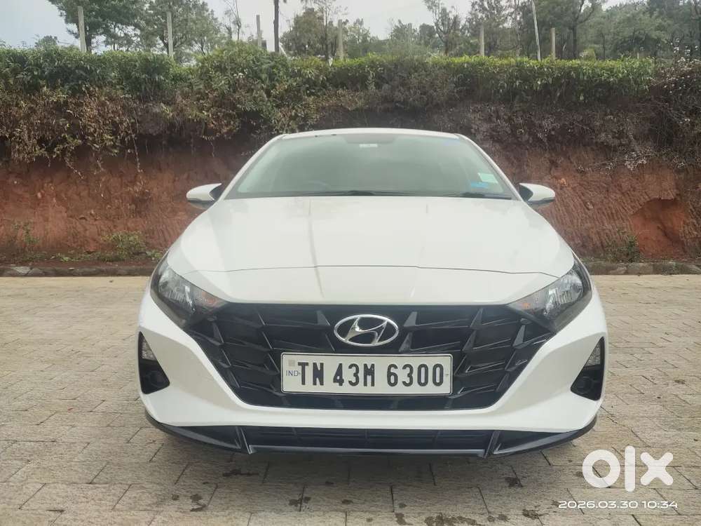 Hyundai New I20 Ivt 2022 Petrol 18327 Km Driven For Sale