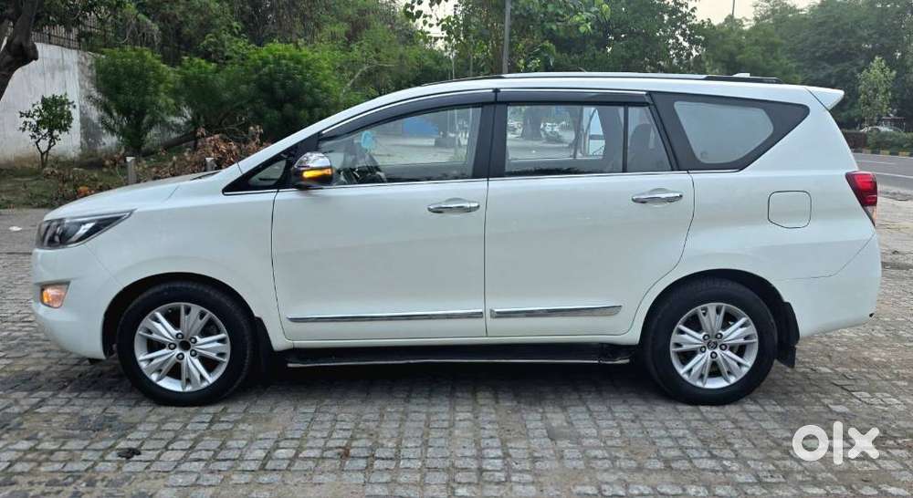 Toyota Innova Crysta [ ] 2.4 Zx At 7 Str, 2019, Petrol